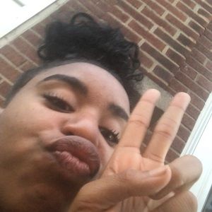 Meet your Posher, Deona